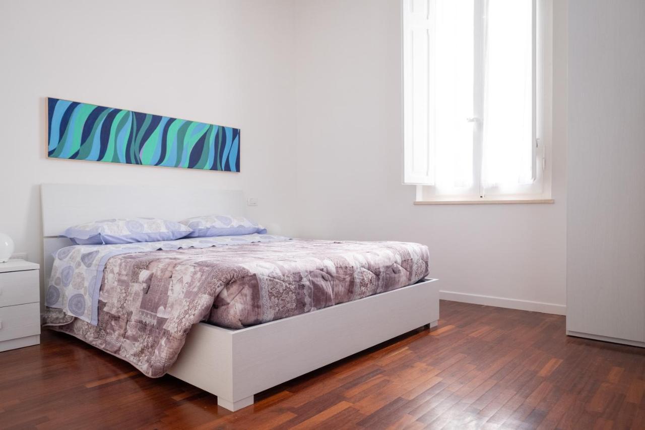Casa Alina- Art House Apartment Фолиньо Екстериор снимка